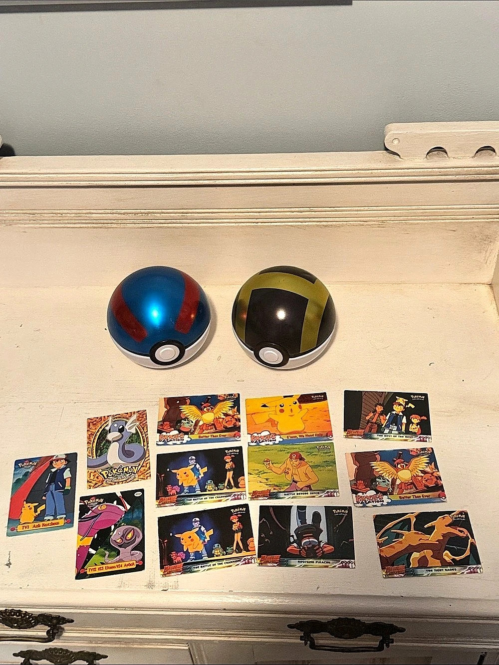 Pokémon Trading Cards & Poké Balls vintage topps 1st movie 1999 lot